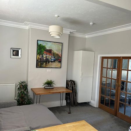 1 Bedroom Spacious Apartment Lytham St Annes Zewnętrze zdjęcie